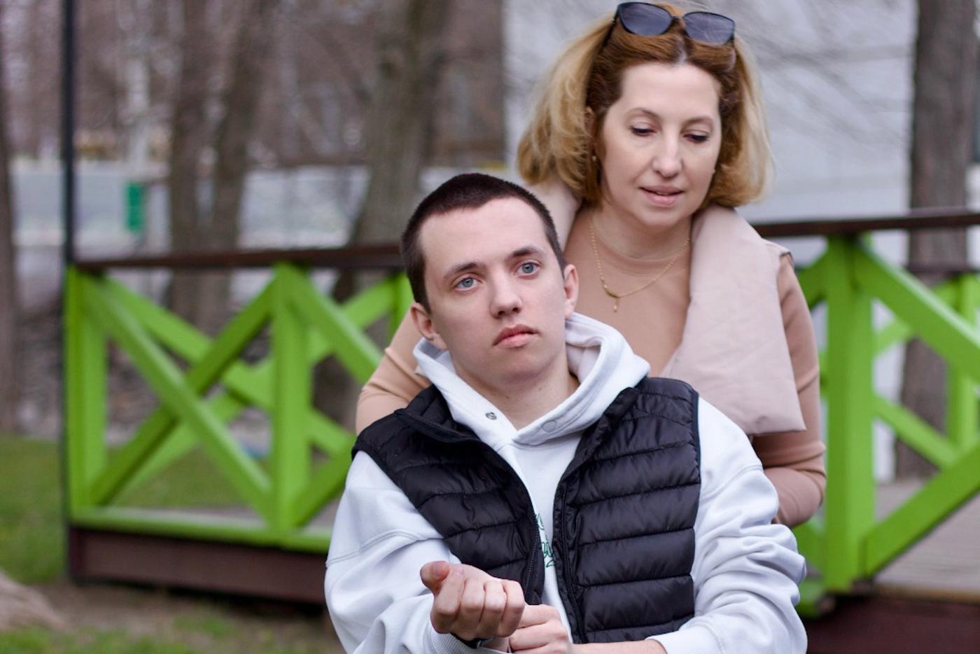 "Даже в кромешной тьме есть свет": истории пациентов с диагнозом "рак"