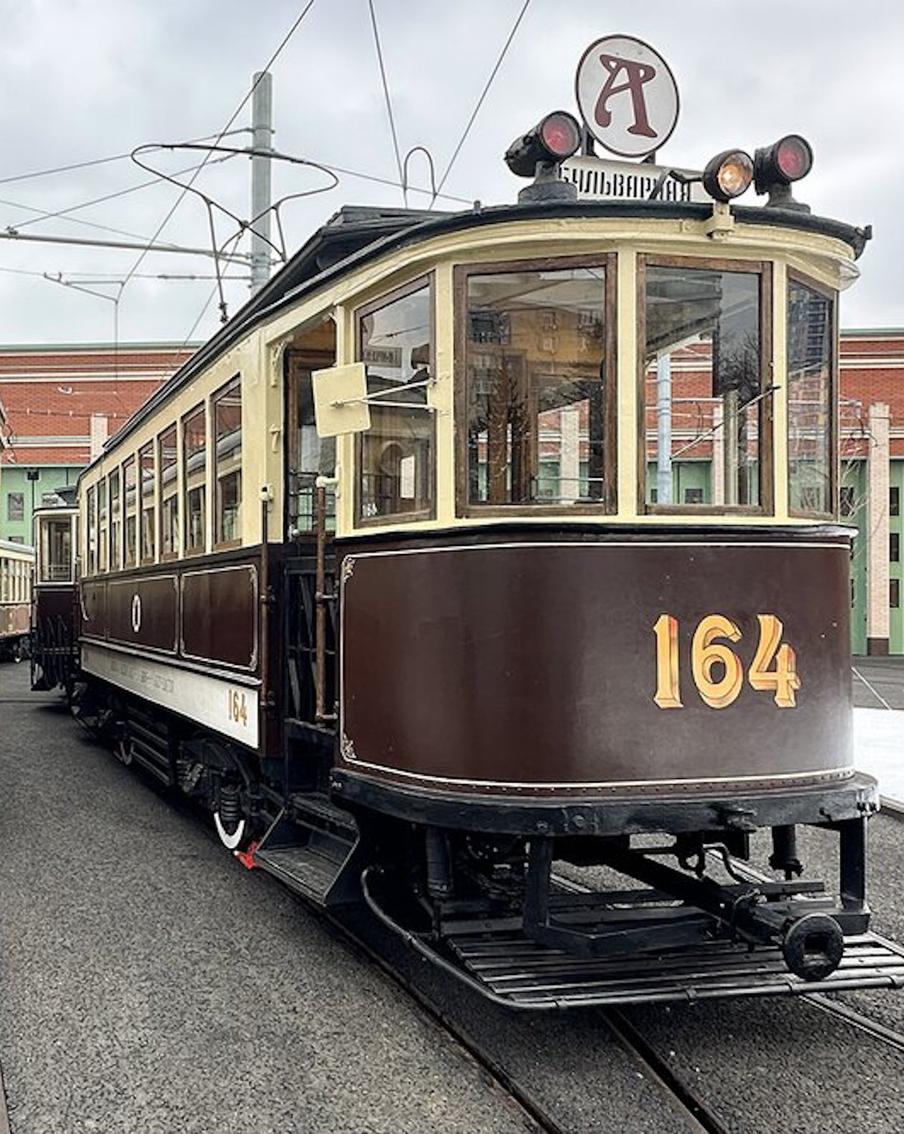 Сергей Собянин открыл трамвайное депо имени Апакова после реконструкции