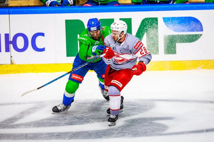 На какие виды спорта сходить в Москве: футбол, хоккей и баскетбол