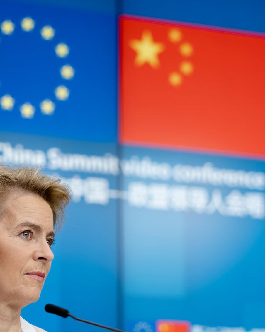 Эксперт рассказал, чем может обернуться союз ЕС и Китая на фоне хаотичной внешней политики США