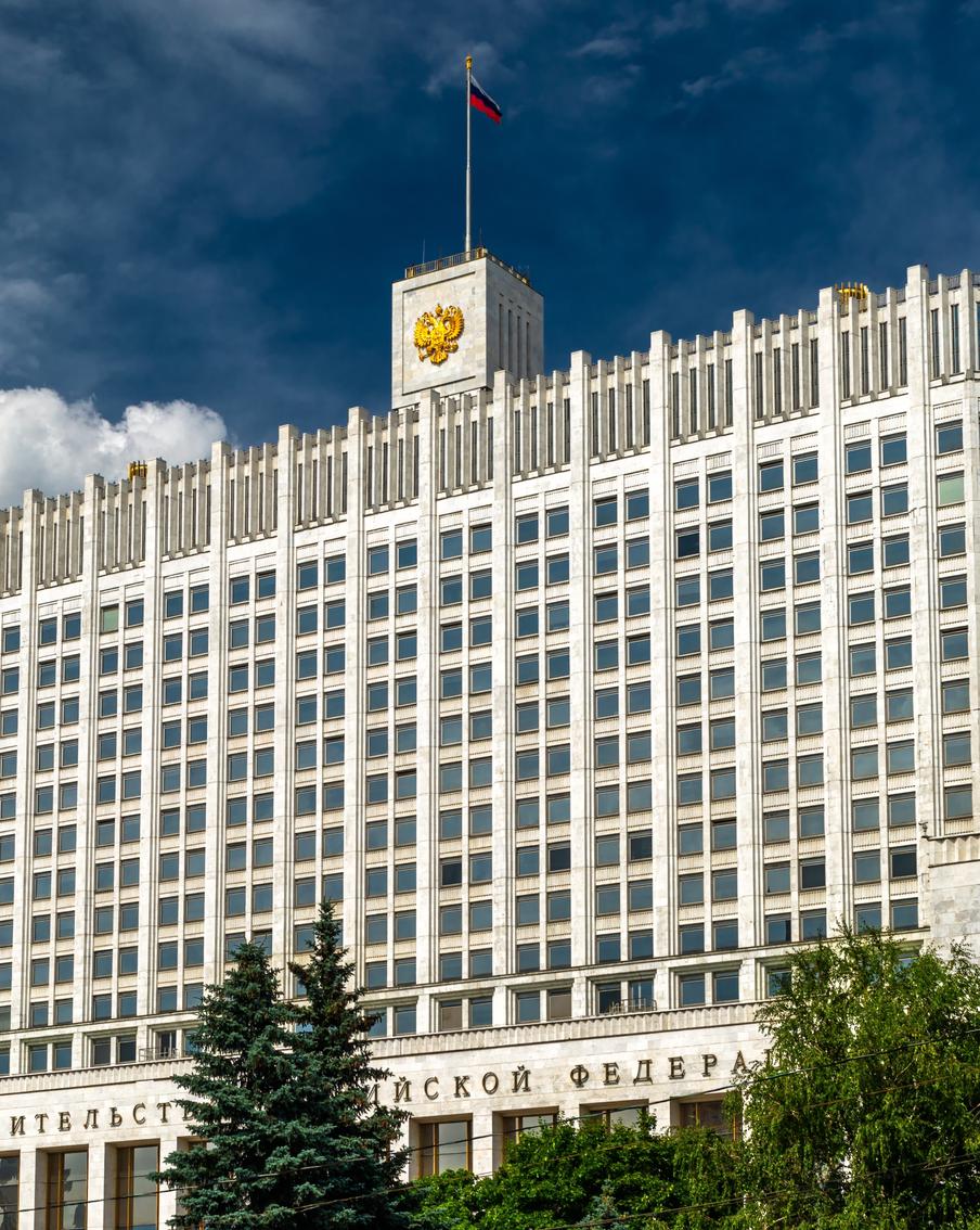 Российское правительство повысит зарплаты военным и части госслужащих в октябре этого года