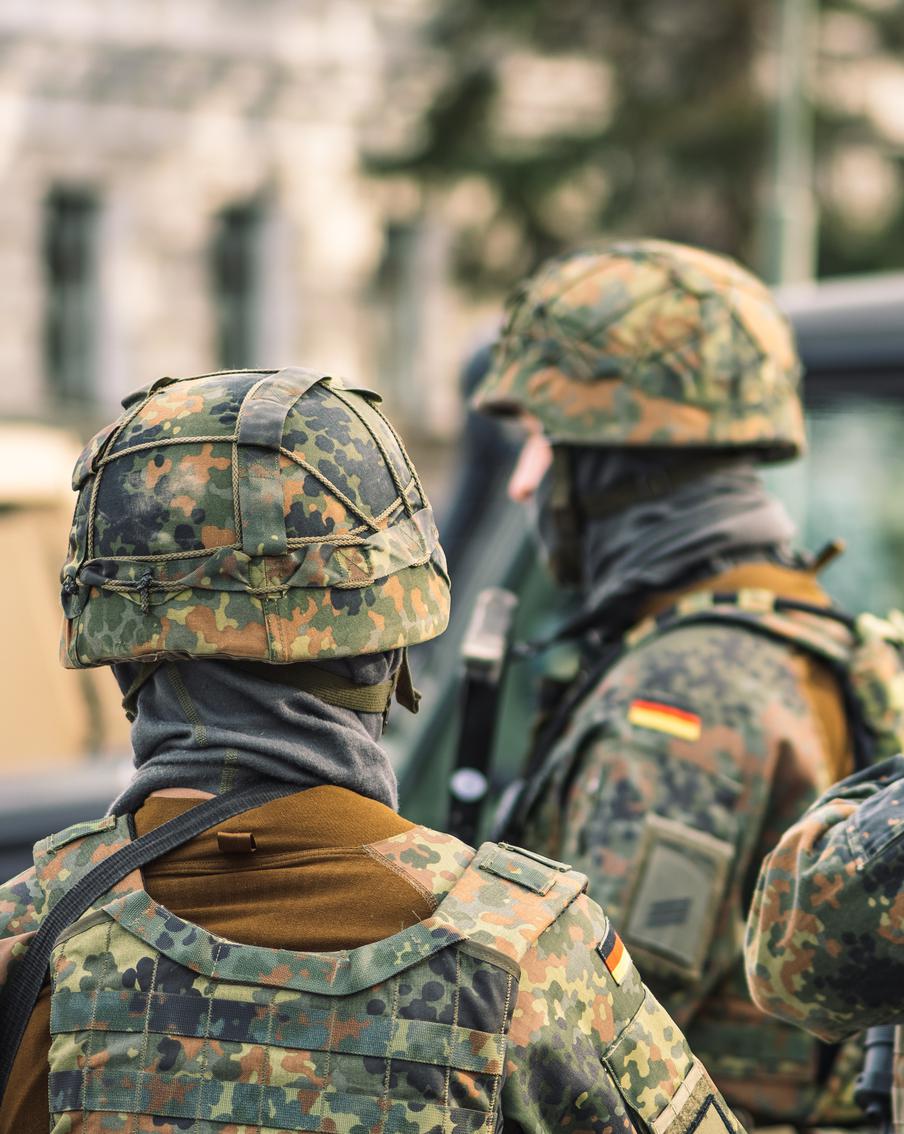 Немецких военных призвали быть в полной боевой готовности из-за возросшей угрозы крупной войны в ближайшие пять лет