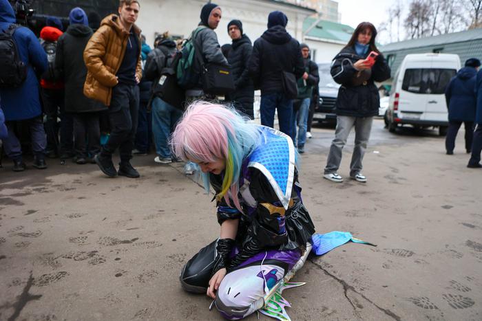 Почему неоднозначный рэпер Паша Техник стал кумиром среди молодёжи