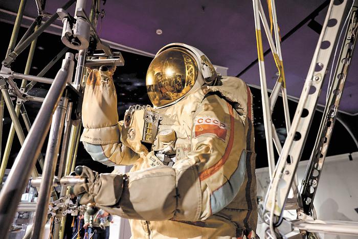 Эти объекты побывали и в космосе, и под землёй: что можно увидеть в хранилище Музея космонавтики