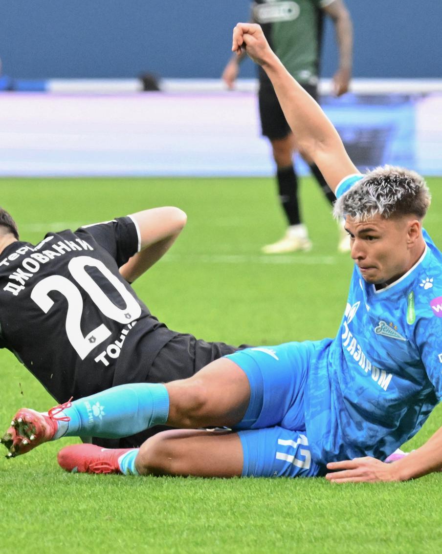 Чемпионская гонка в РПЛ обострилась после матча "Зенит" – "Краснодар"