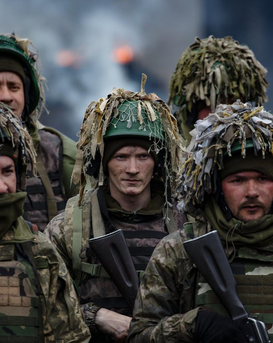 Рада проголосовала за продление военного положения на Украине на 90 дней