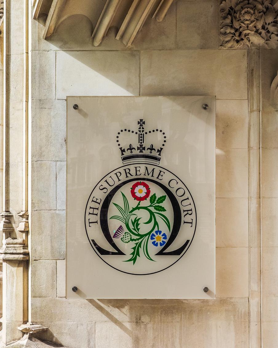 Верховный суд Британии решил не относить трансгендеров к женщинам