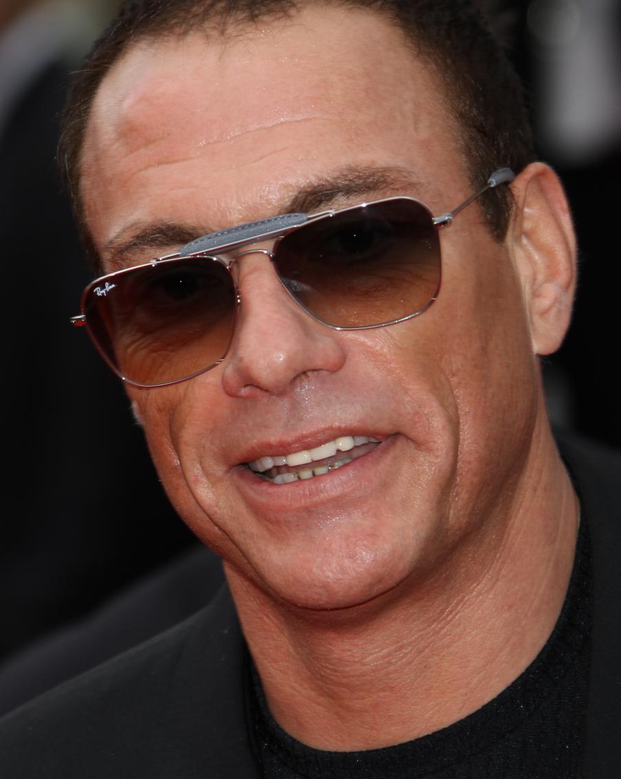 Американский актёр Жан-Клод Ван Дамм обратился к Путину с просьбой позволить ему стать "послом мира" на Украине