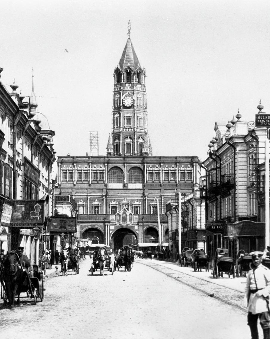 Жители Мещанского района в 1930-х бегали в кинотеатры на премьеры заграничных трюковых картин