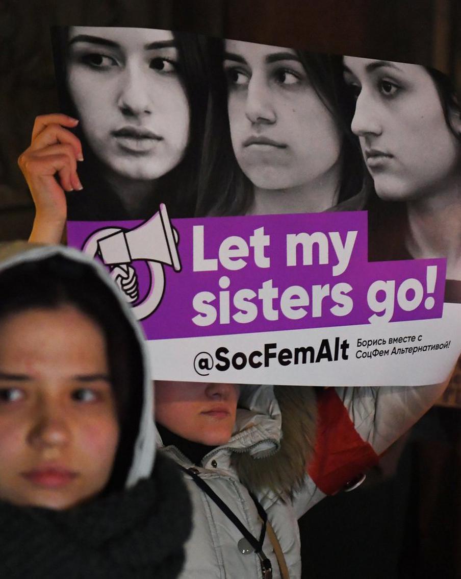 "Надо закрывать уголовное дело": отца сестёр Хачатурян признали виновным