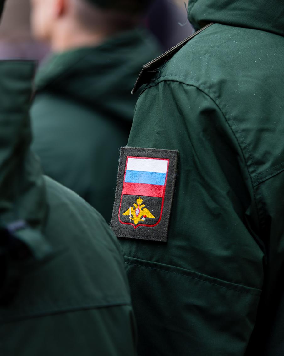 В Краснодаре семеро военных могли попытаться сбежать с территории военной части