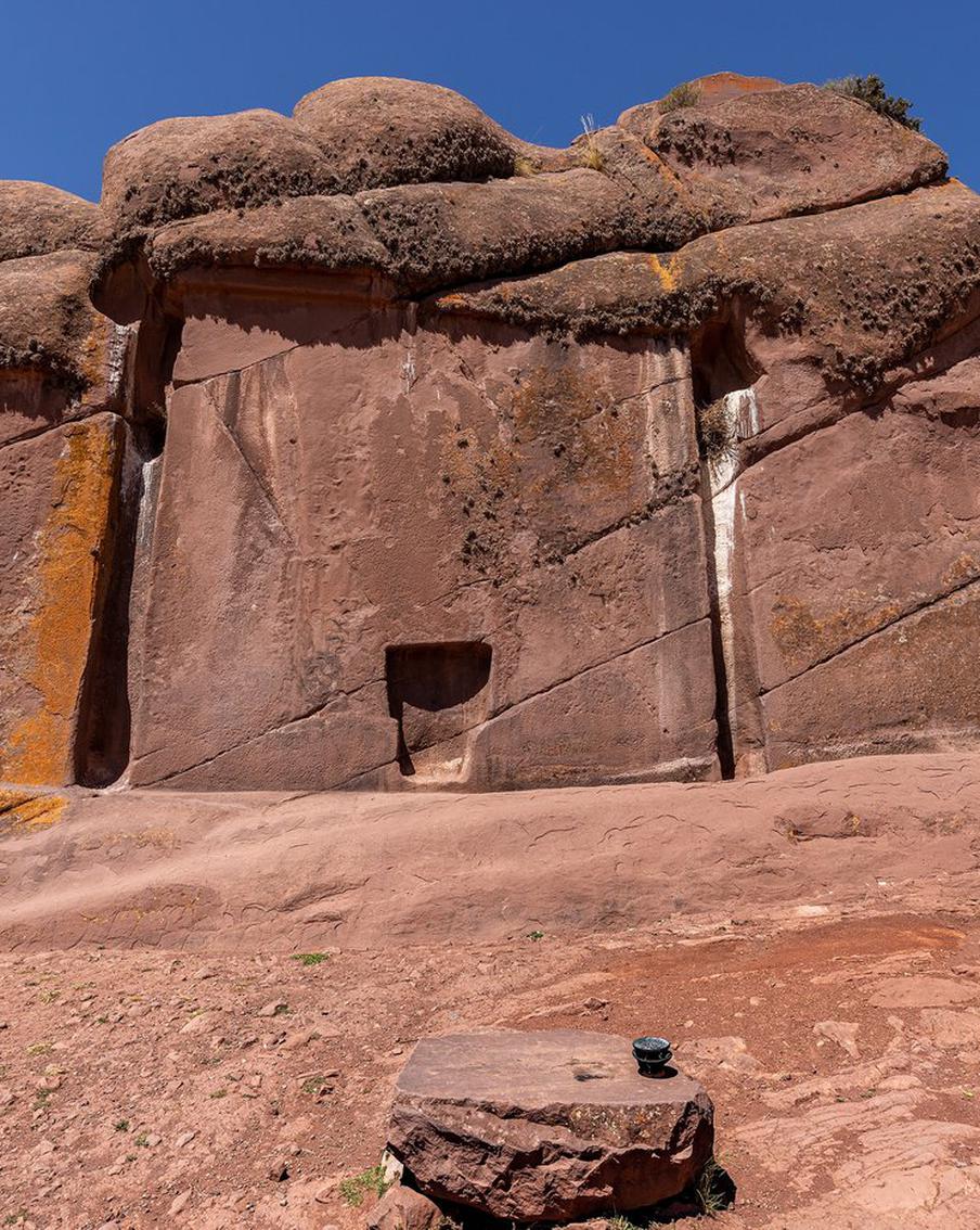 Древний памятник Араму-Муру: загадка для археологов и мистиков