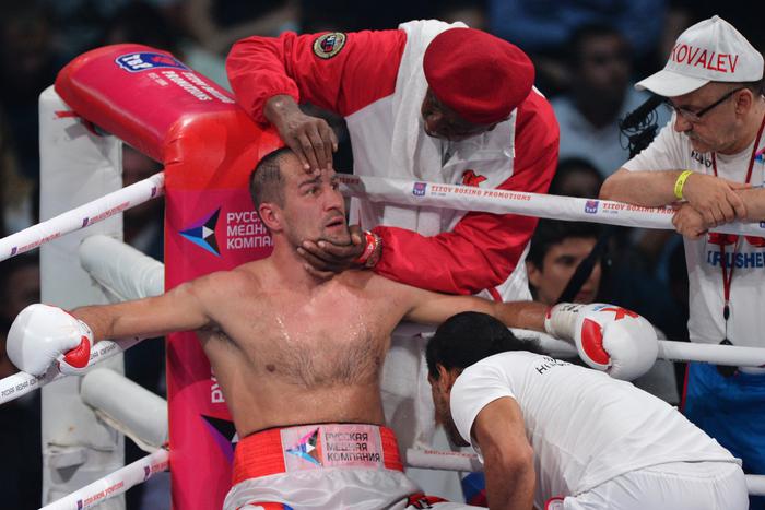 После его ударов умер боксёр, актрисе он сломал нос: завершил карьеру суперчемпион Сергей Ковалёв