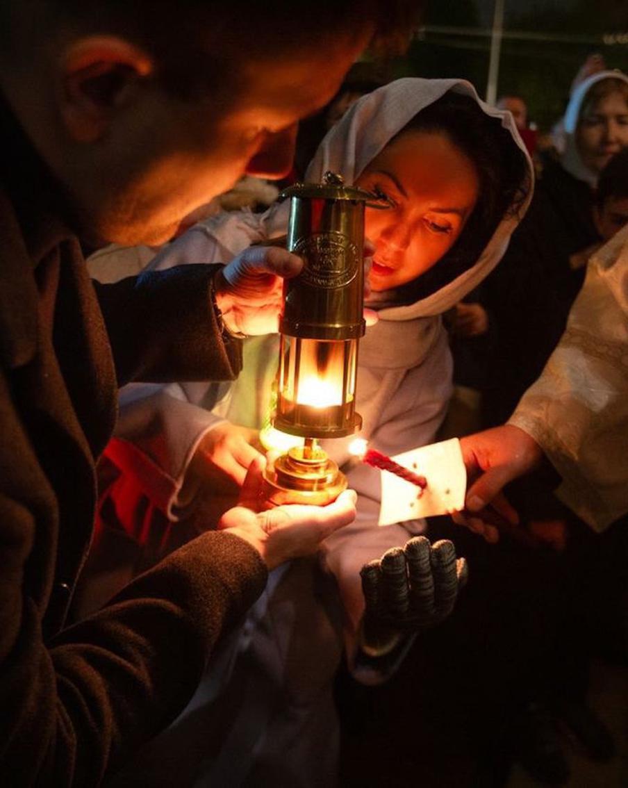 Благодатный огонь доставили в храмы Восточного административного округа Москвы