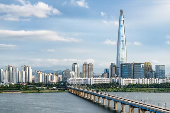 Южнокорейские власти не будут отвечать тарифами на введённые США пошлины на товары из страны