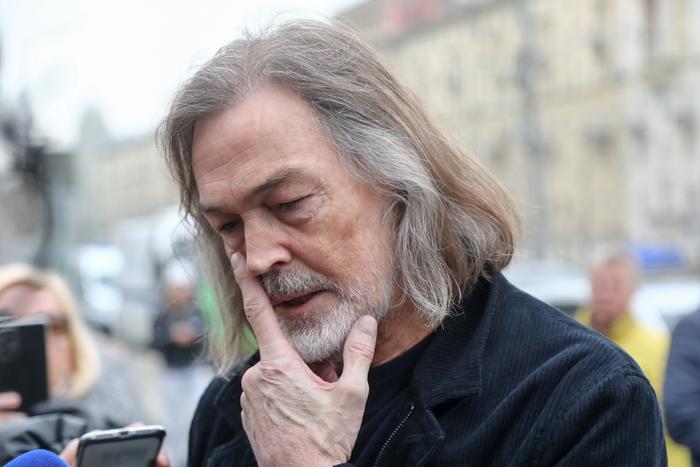 Никас Сафронов: молился за здоровье Папы каждый день