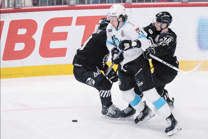 "Трактор" стал первым полуфиналистом. Присоединятся ли к нему "Спартак" и "Локомотив"?