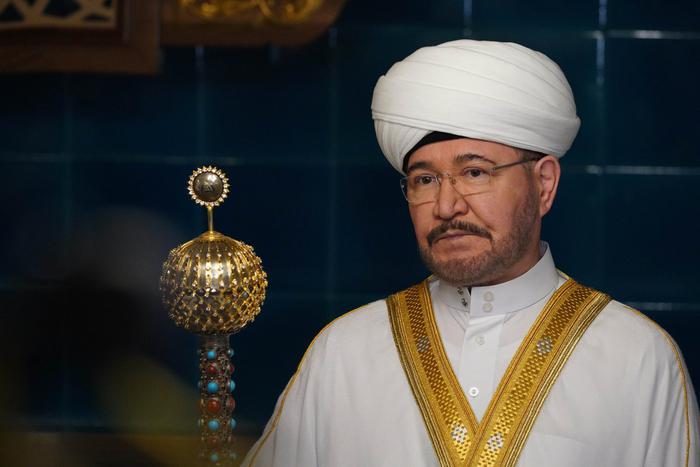 Духовное управление мусульман РФ отреагировало на смерть Папы Римского Франциска