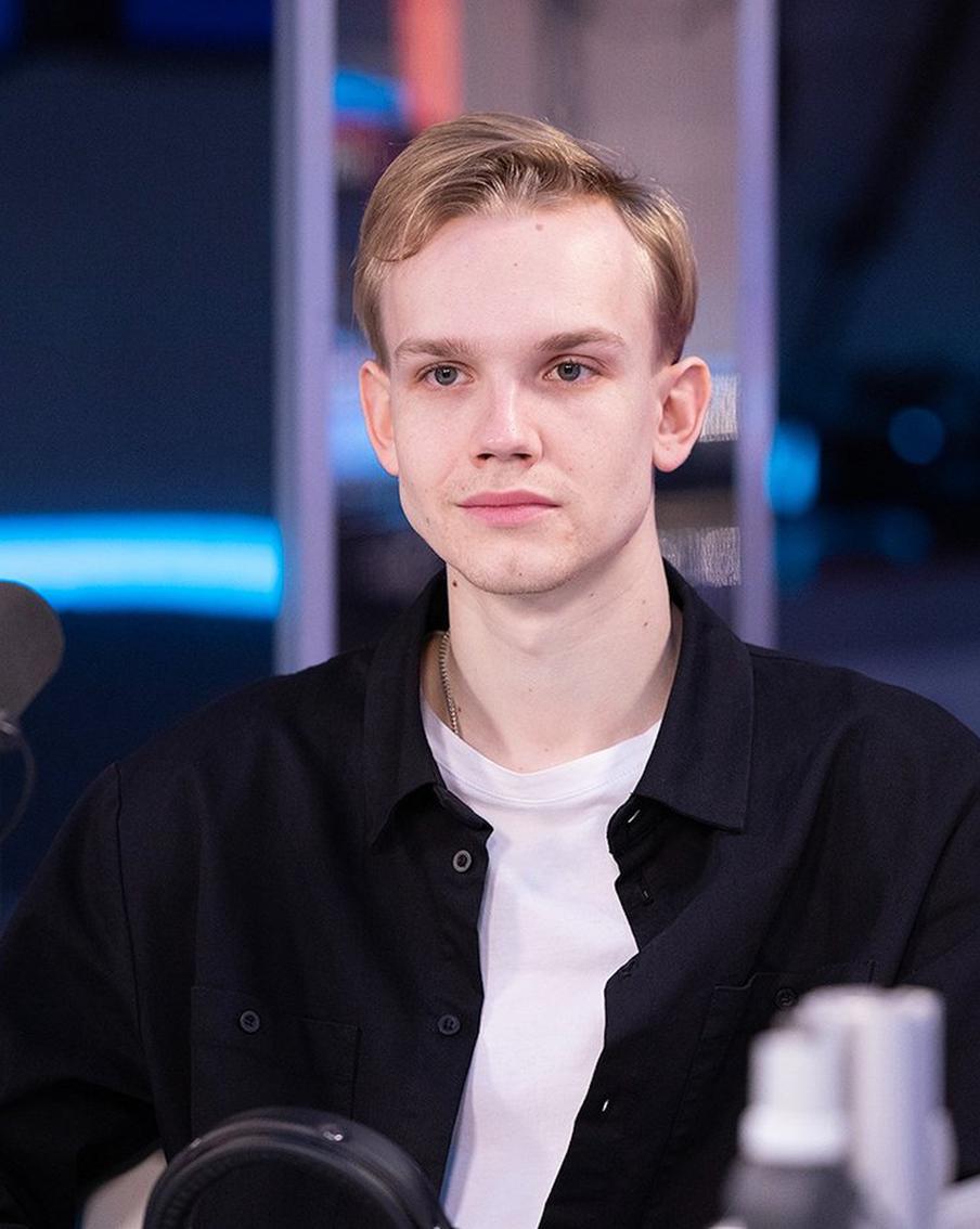 Как снимали военную драму "В списках не значился": актёр Владислав Миллер и режиссёр Сергей Коротаев рассказали о съёмках