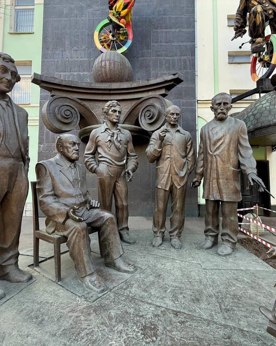 Не только Пётр I и "Дружба навеки": рассказываем о малоизвестных работах Зураба Церетели