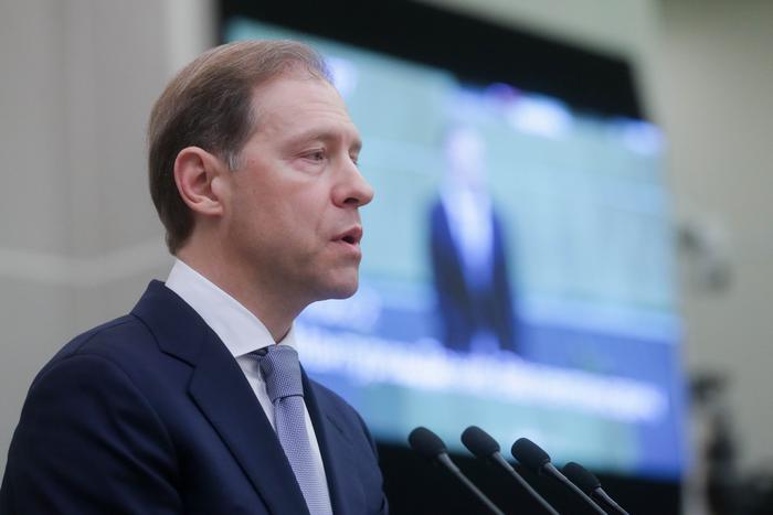 Мантуров: импортозамещённый SJ-100 выполнит около 130 сертификационных полётов