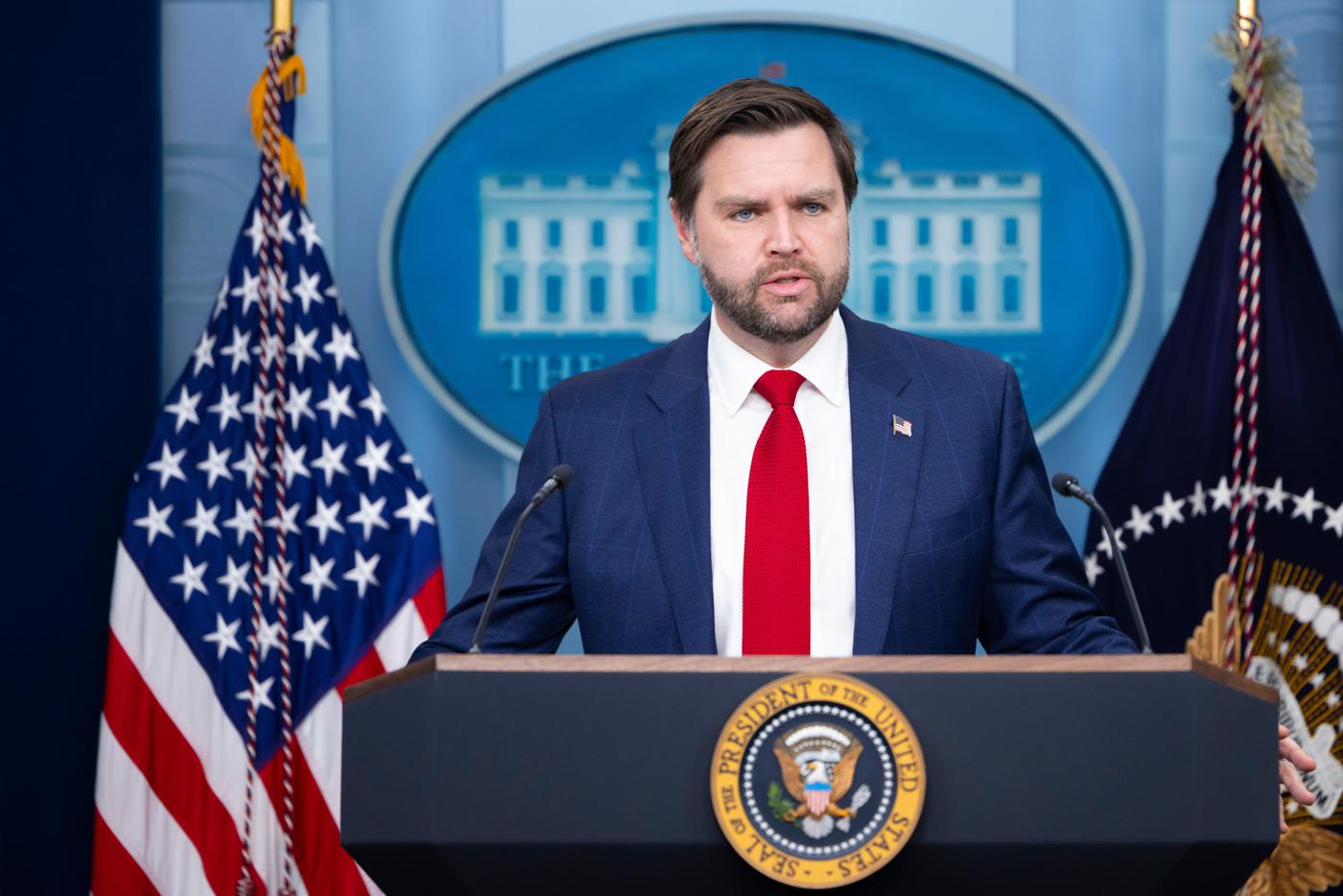 Вэнс: США выйдут из переговоров по Украине, если Москва и Киев отвергнут план