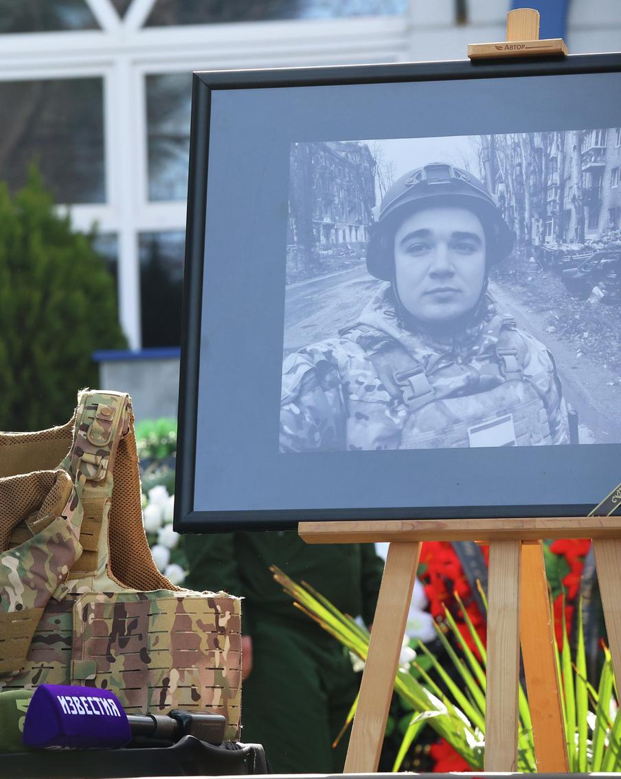 Правоохранительные органы сообщили о задержании вандала, осквернившего в Крыму могилу военного корреспондента