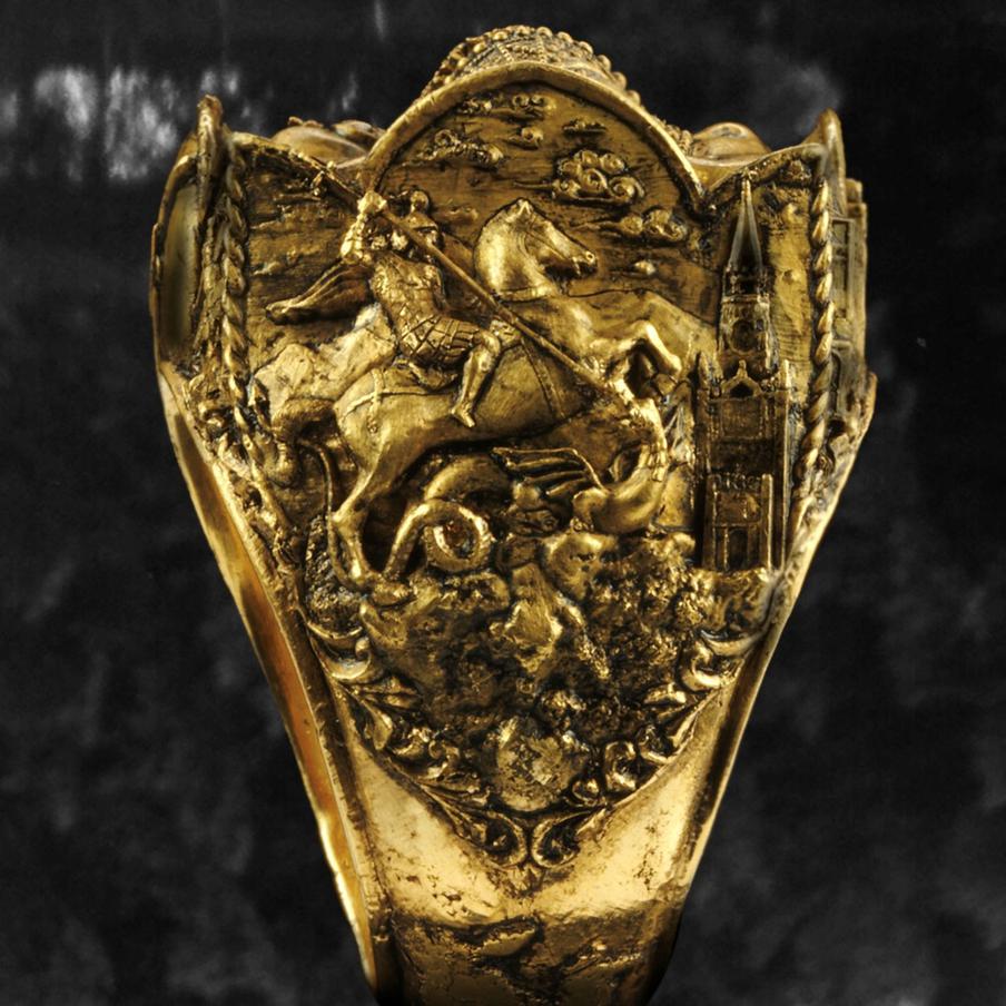 Али Джанги работал иглой столь тонкой, что без лупы её не увидеть.