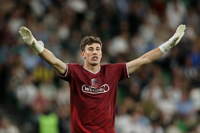 Вратарь приблизил "быков" к чемпионству ценой травмы