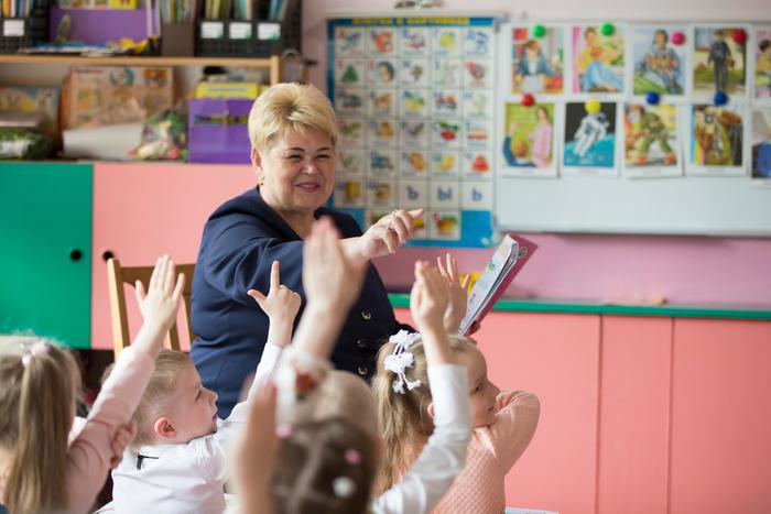 Матвиенко раскритиковала очень низкие зарплаты учителей