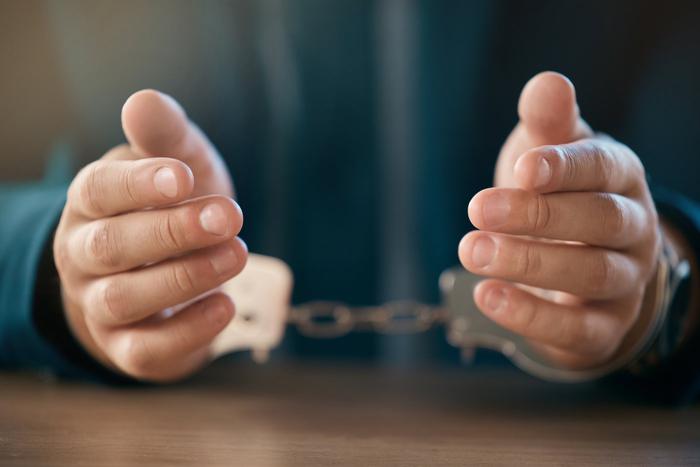 В Пензе полковника МВД арестовали за взятки и крышевание мигрантов