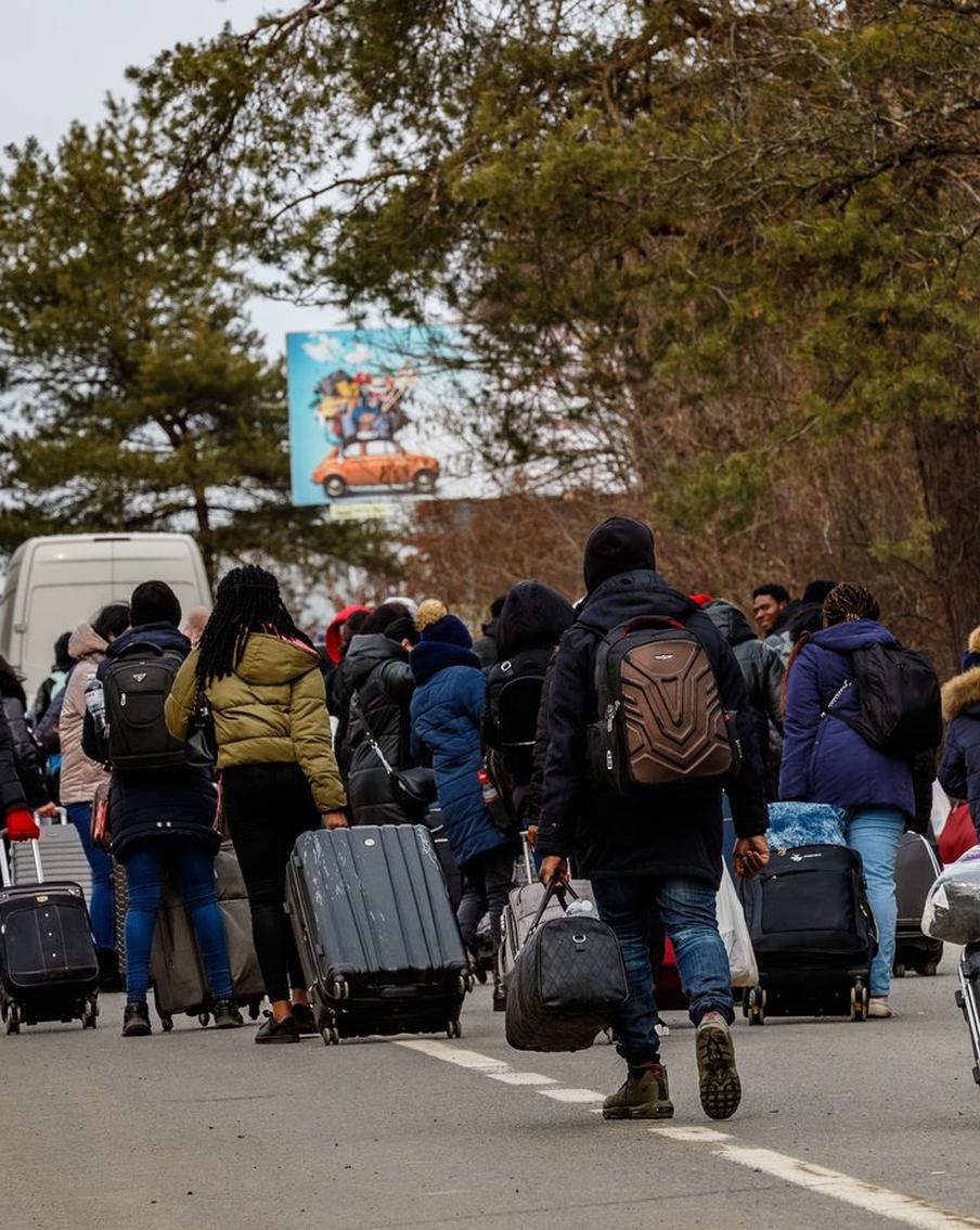 На востоке Днепропетровской области объявили эвакуацию семей с детьми