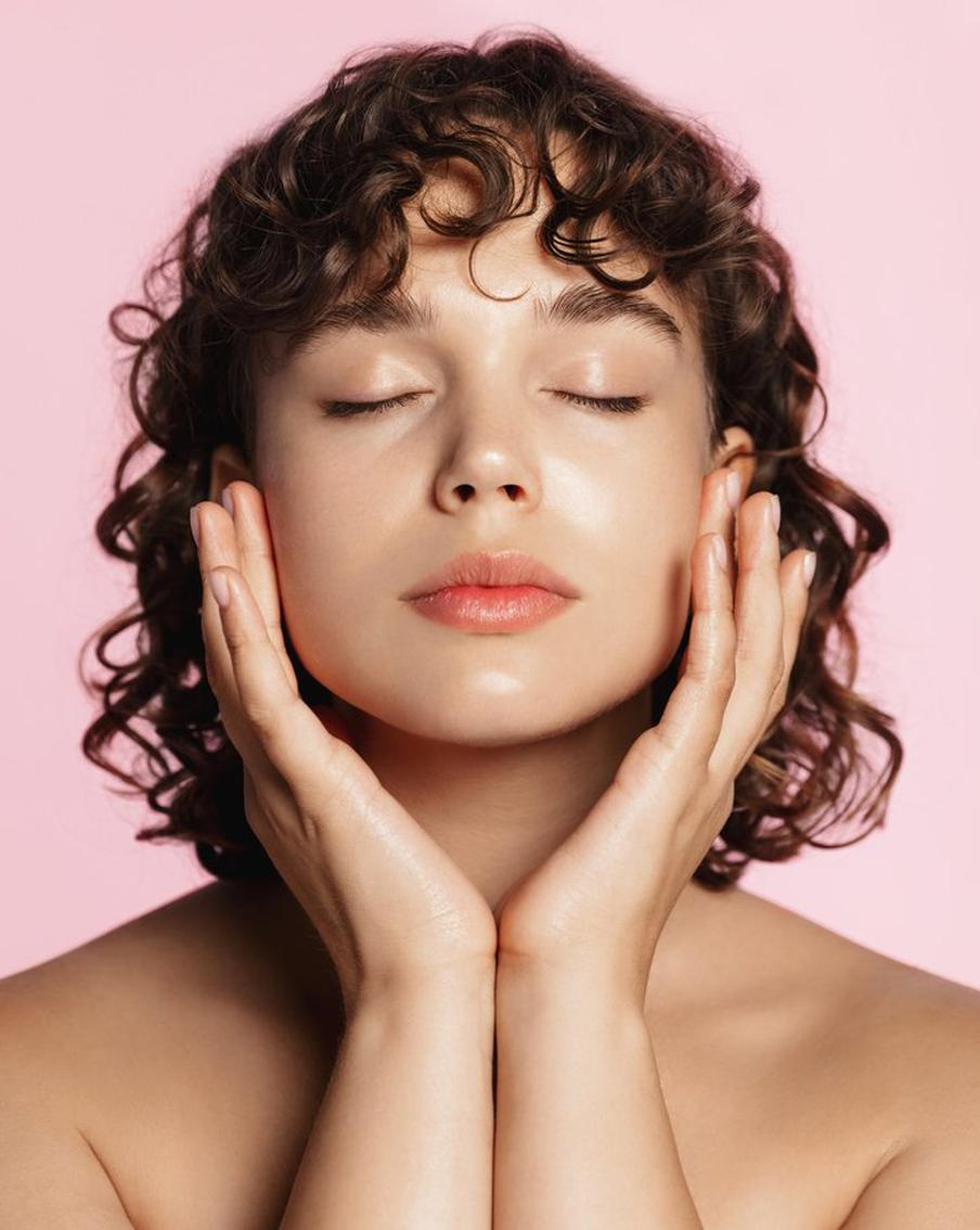 Почему забиваются поры и как избавиться от чёрных точек и бугорков