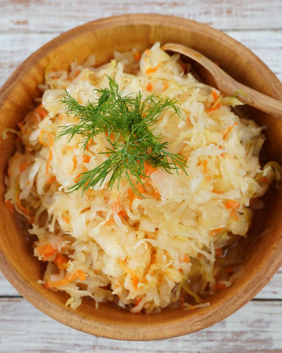 Фермер выращивает в Луховицах экологически чистые овощи для ярмарки выходного дня в Москве