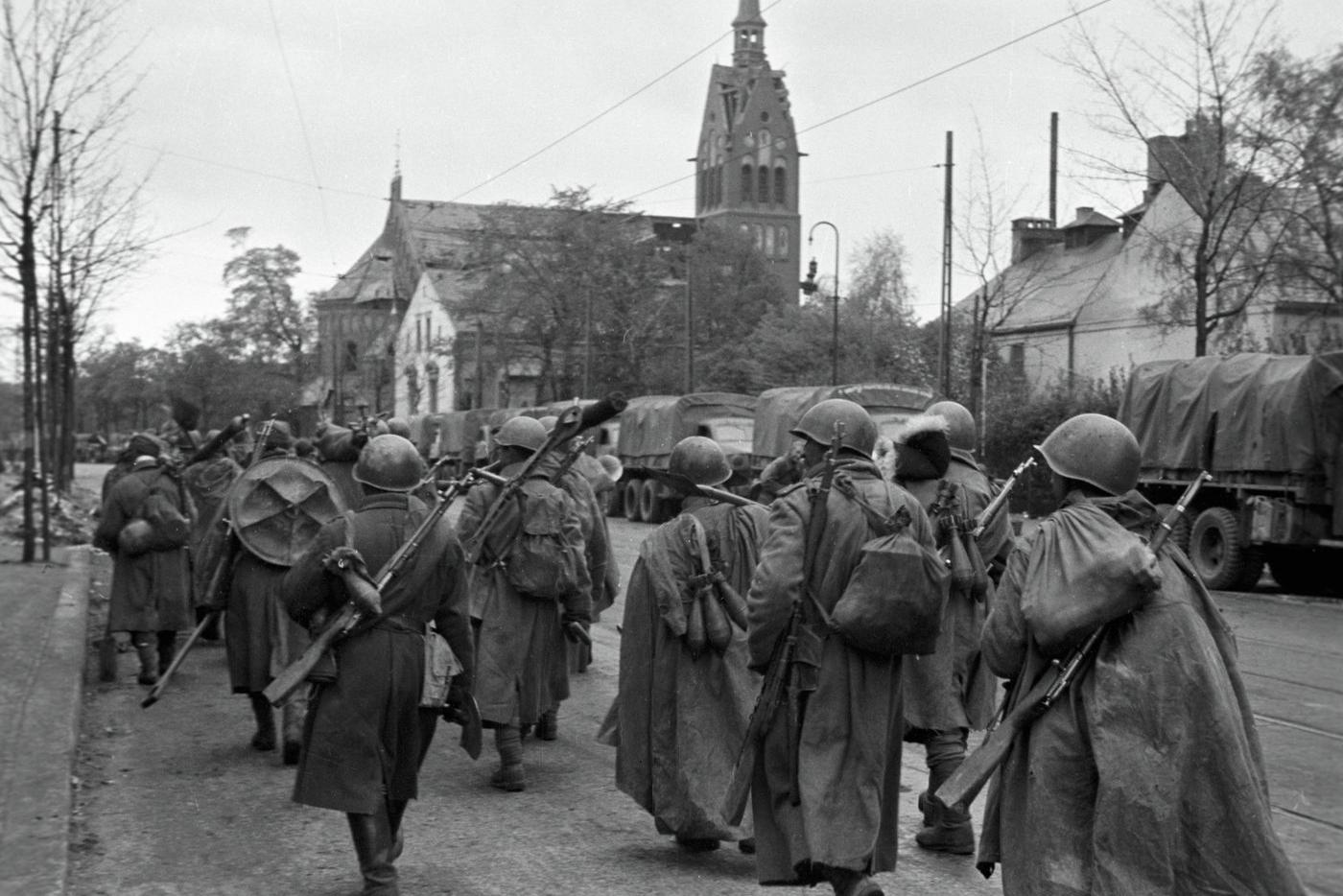 2 мая 1945 года пал Берлин