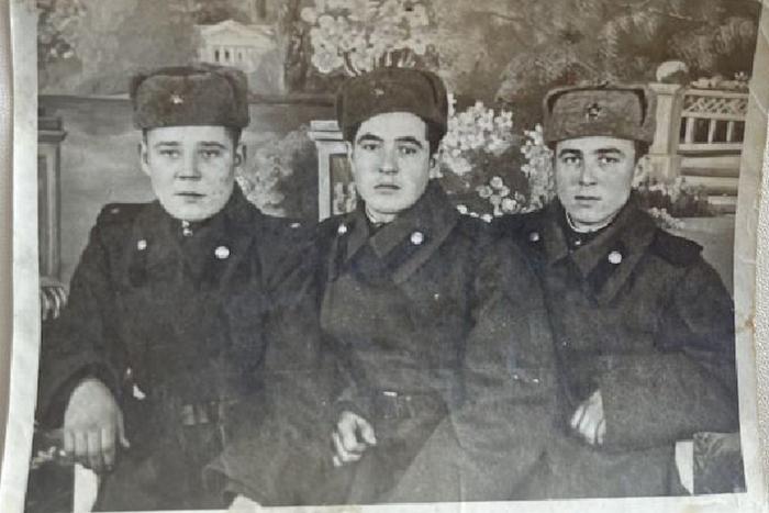 Ушёл на войну в лаптях и тянул кабель под ураганным огнём: Metro продолжает рассказы о ветеранах Великой Отечественной войны