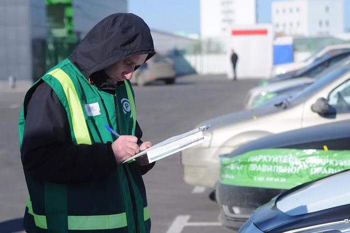 Дептранс ежедневно пресекает работу нелегальных перевозчиков