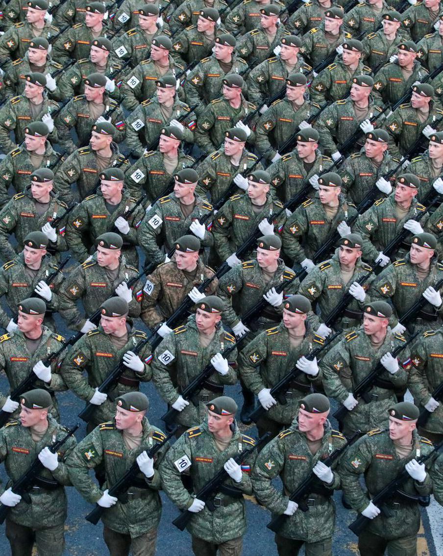 В столице показали военную технику на репетиции парада Победы