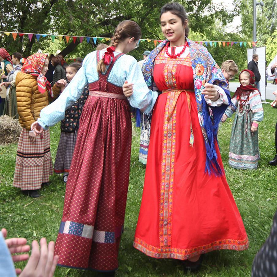 Учимся танцевать.