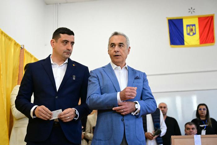 В Румынии на выборах президента победил "сторонник России" Джордже Симион