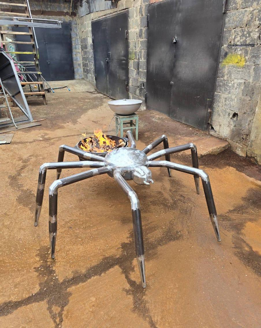 Мангал-паук.