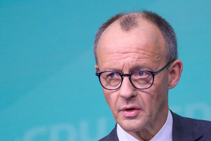 Мерц провалил первое голосование на должность канцлера ФРГ