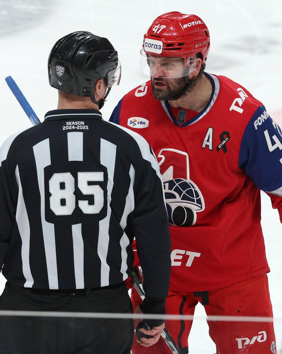 Несносный дед тащит "Локомотив" к чемпионству