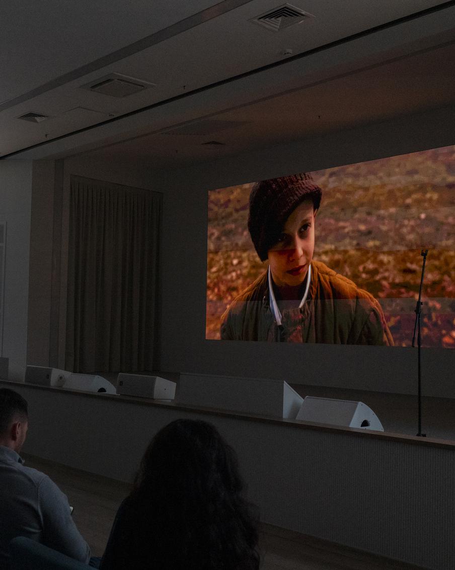 Дети на войне: в Москве прошла премьера короткометражного фильма "Платформа 1944"