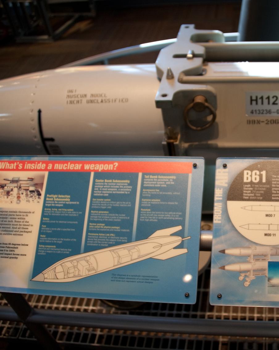 Стало известно, когда США выпустят первую ядерную бомбу B61-13