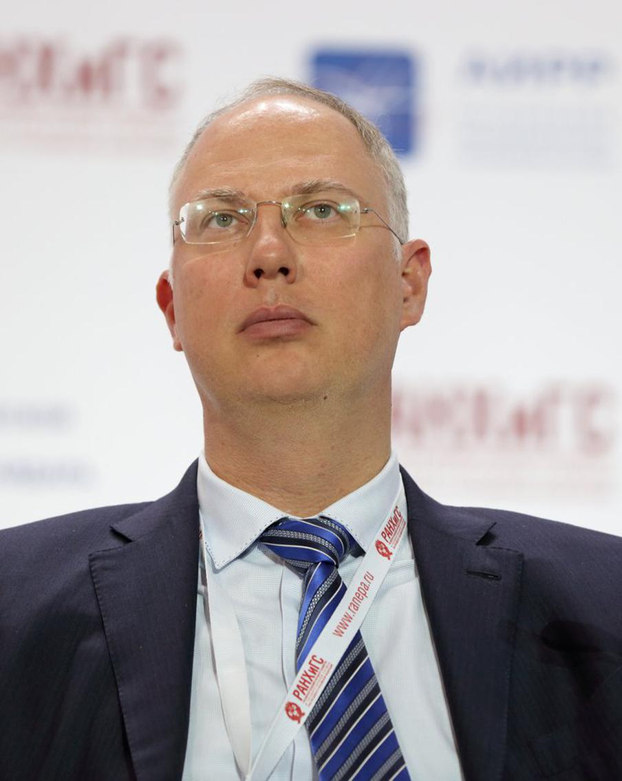 Дмитриев: кабмин РФ проработает условия возврата ушедшего негативно бизнеса