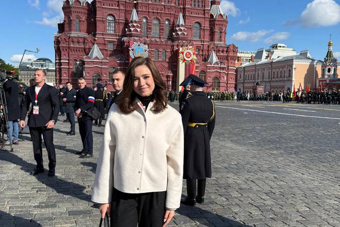 Фигуристка Камила Валиева поделилась впечатлениями после посещения юбилейного парада Победы