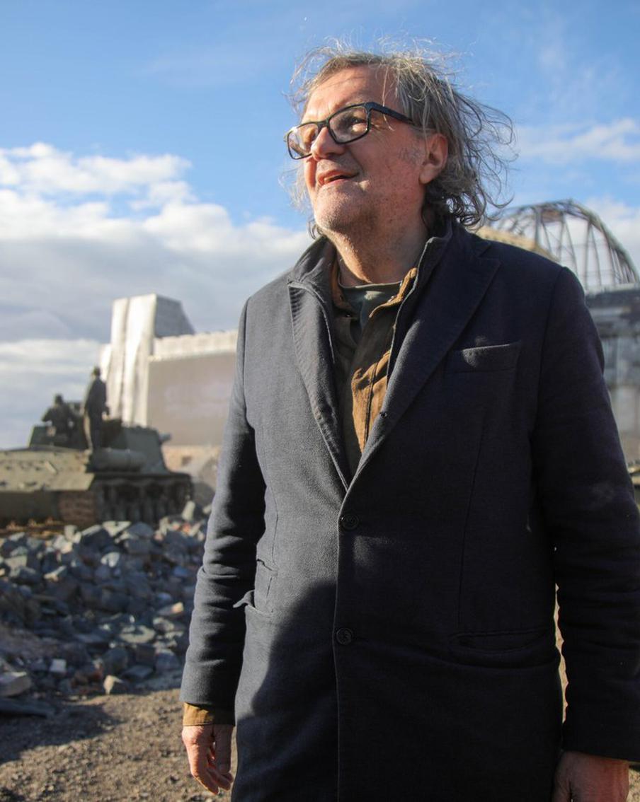 "Другой такой студии натурных съёмок в мире нет": Эмир Кустурица собирается снимать трилогию в кинопарке "Москино"