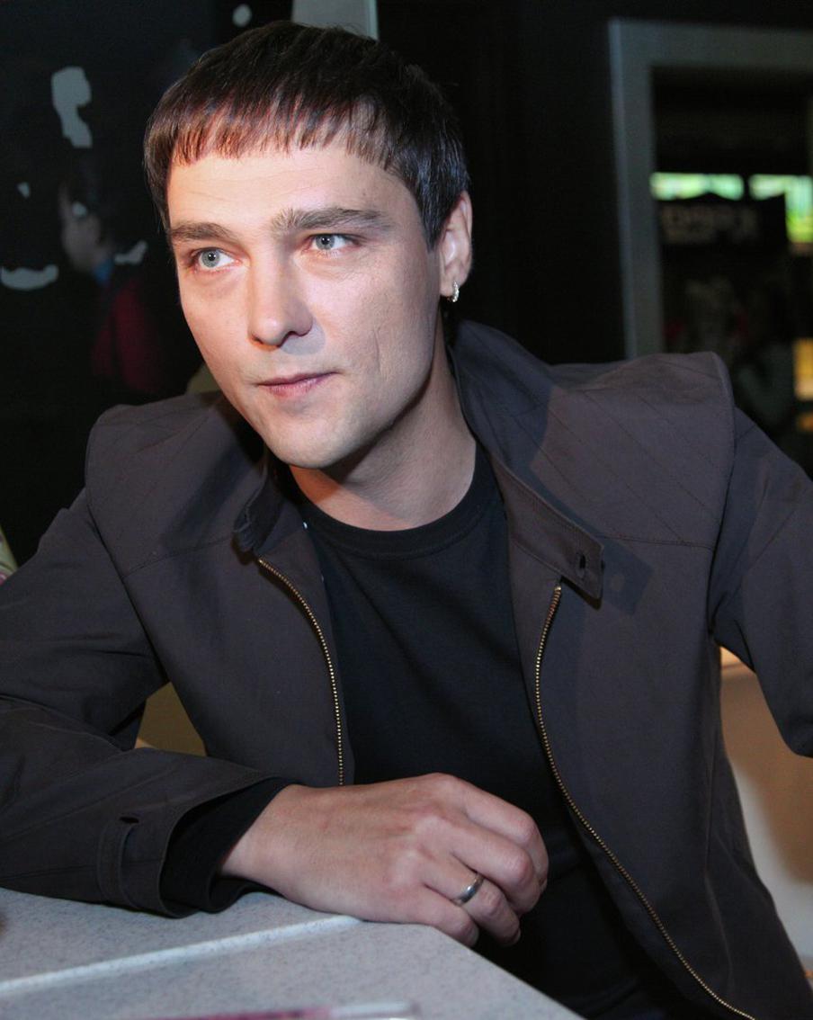 Мать основателя "Ласкового мая" судится с вдовой Юрия Шатунова