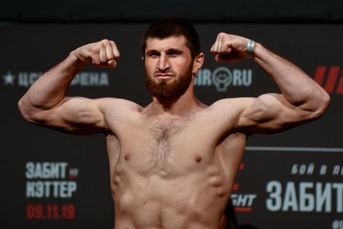 Избитый бразилец бегает от россиянина: почему Алекс Перейра отказывается от реванша